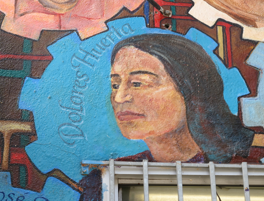 Mural of activist Dolores Huerta