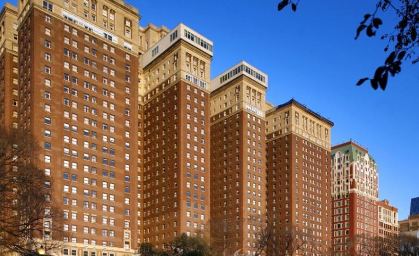 Hilton Hotel (Exterior)