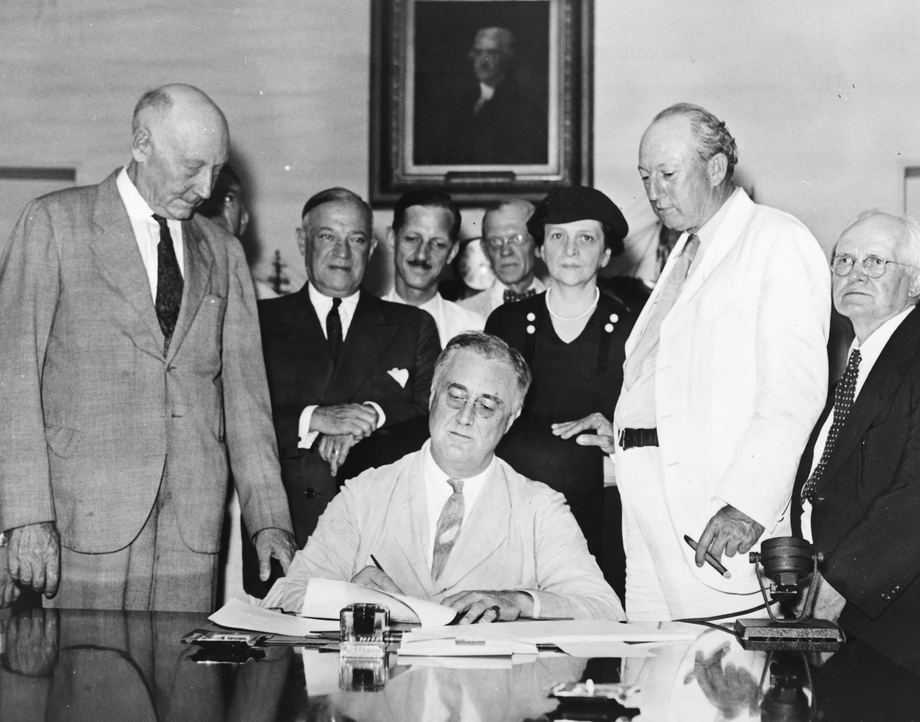 President Franklin Delano Roosevelt signing the SSA