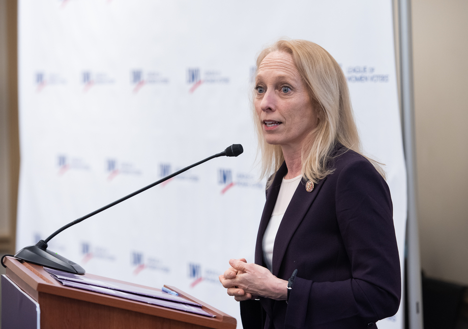 Rep. Mary Gay Scanlan (D-PA) speaks at LWVUS reception for women of Congress