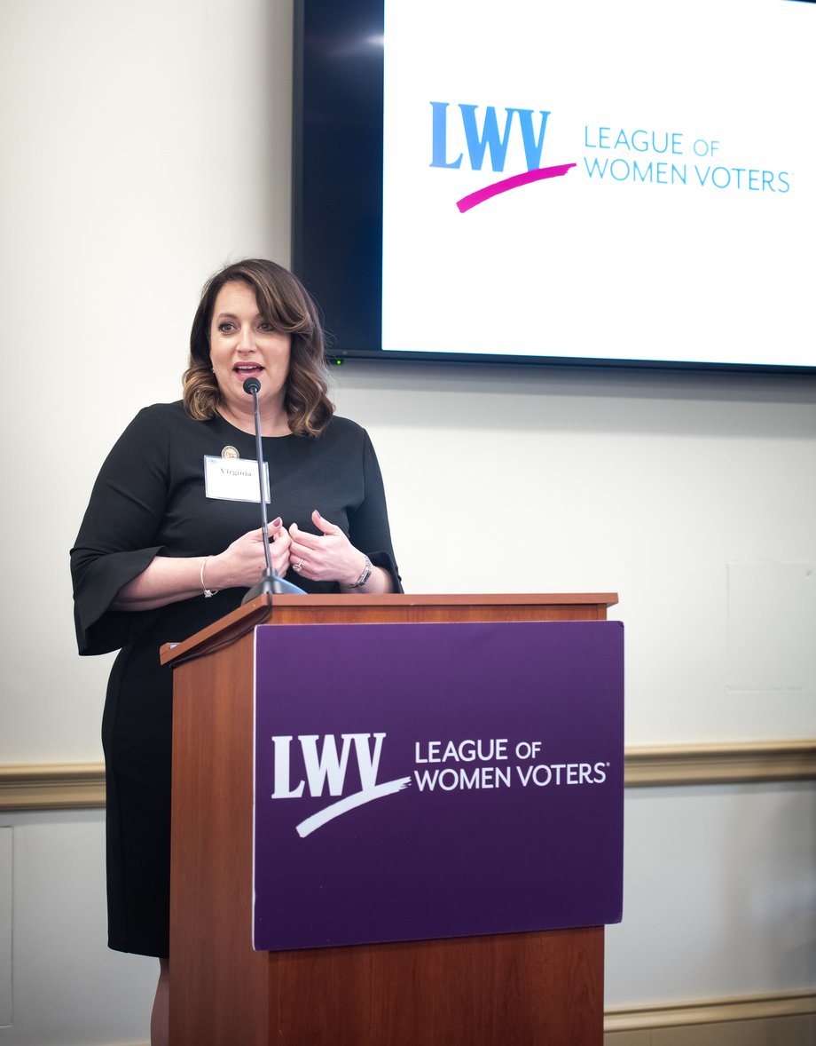 Virginia Kase speaks at LWVUS reception for female members of Congress